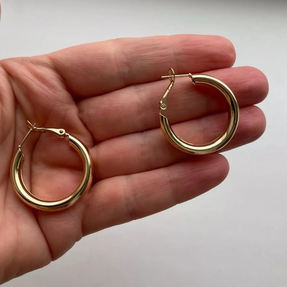 NEW Silver Plated Chunky Tube Hoop Earrings - Picture 5 of 7